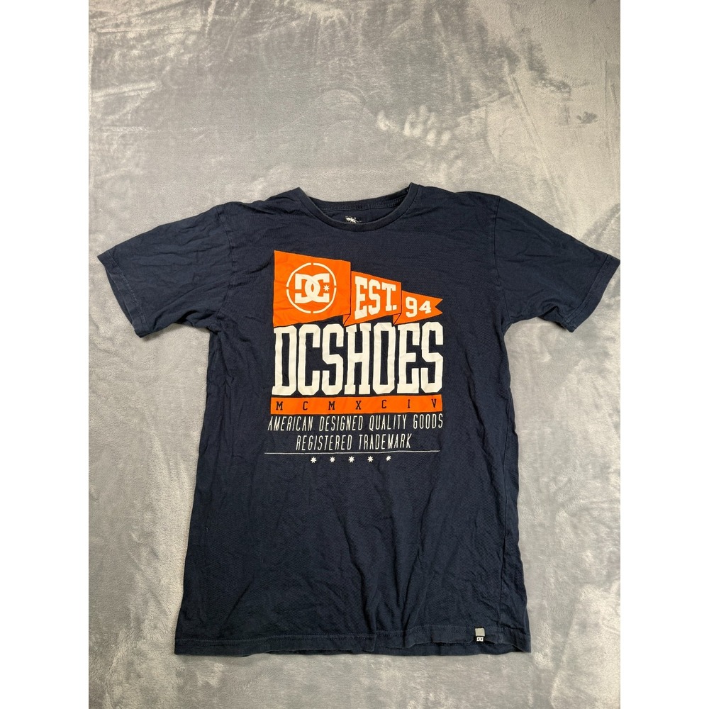 DC Shoes MCMXCIV 94 T Shirt Mens Medium Navy Blue Graphic Short Sleeve